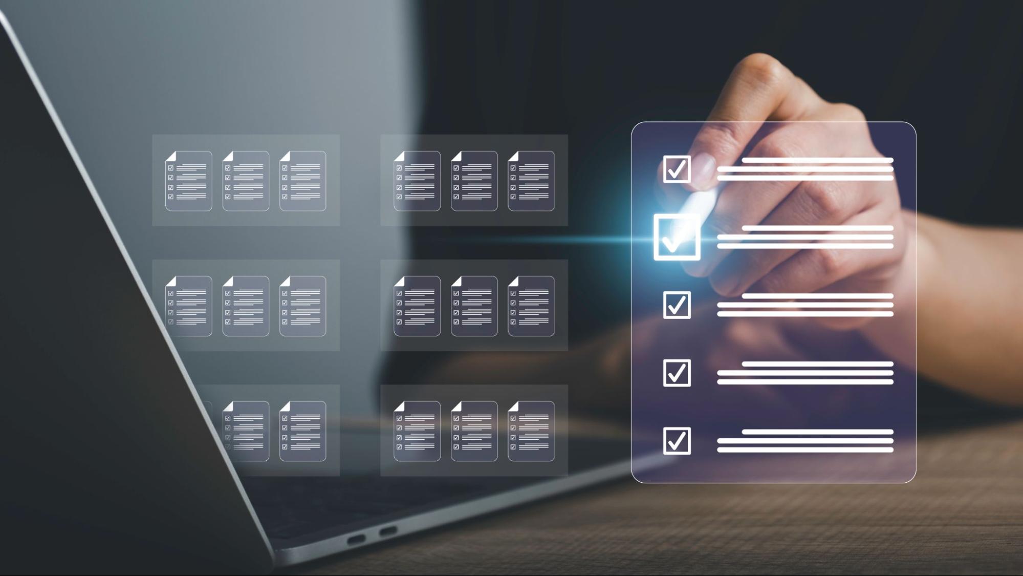 Uma imagem com vários itens listados e com sinal de ok.